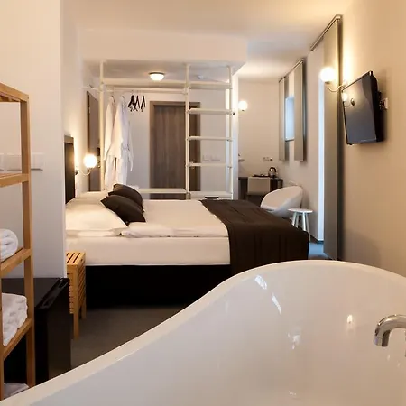 Koruna 4* Chlumec nad Cidlinou