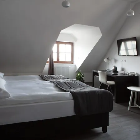 Koruna Hotel 4*